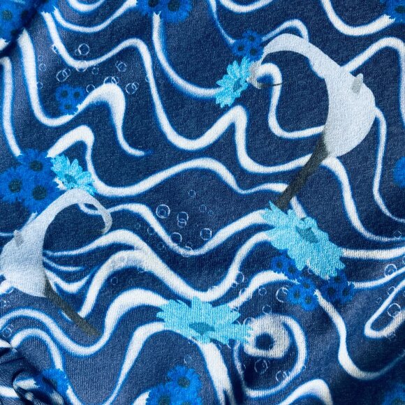 Long Sleeve Mesh Cropped Top with Ring Detail - Picture 5 of 6